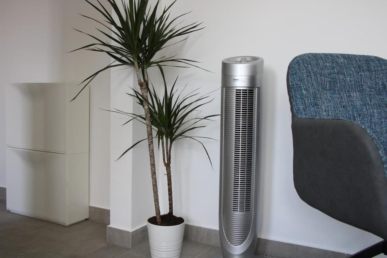 New & Modern Apartment With Beautiful Lake View! Lugano Exteriör bild