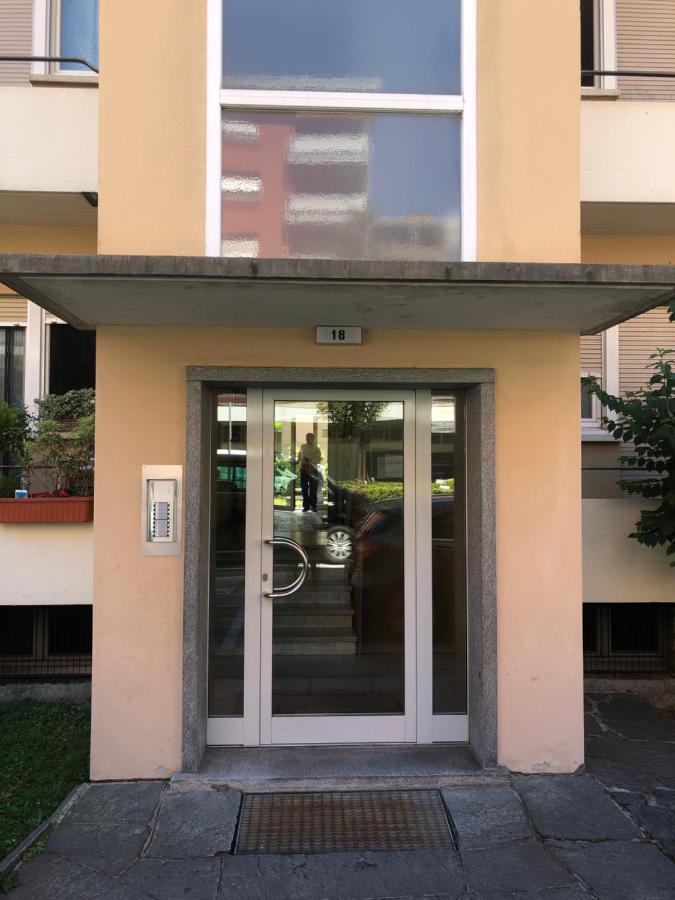 New & Modern Apartment With Beautiful Lake View! Lugano Exteriör bild